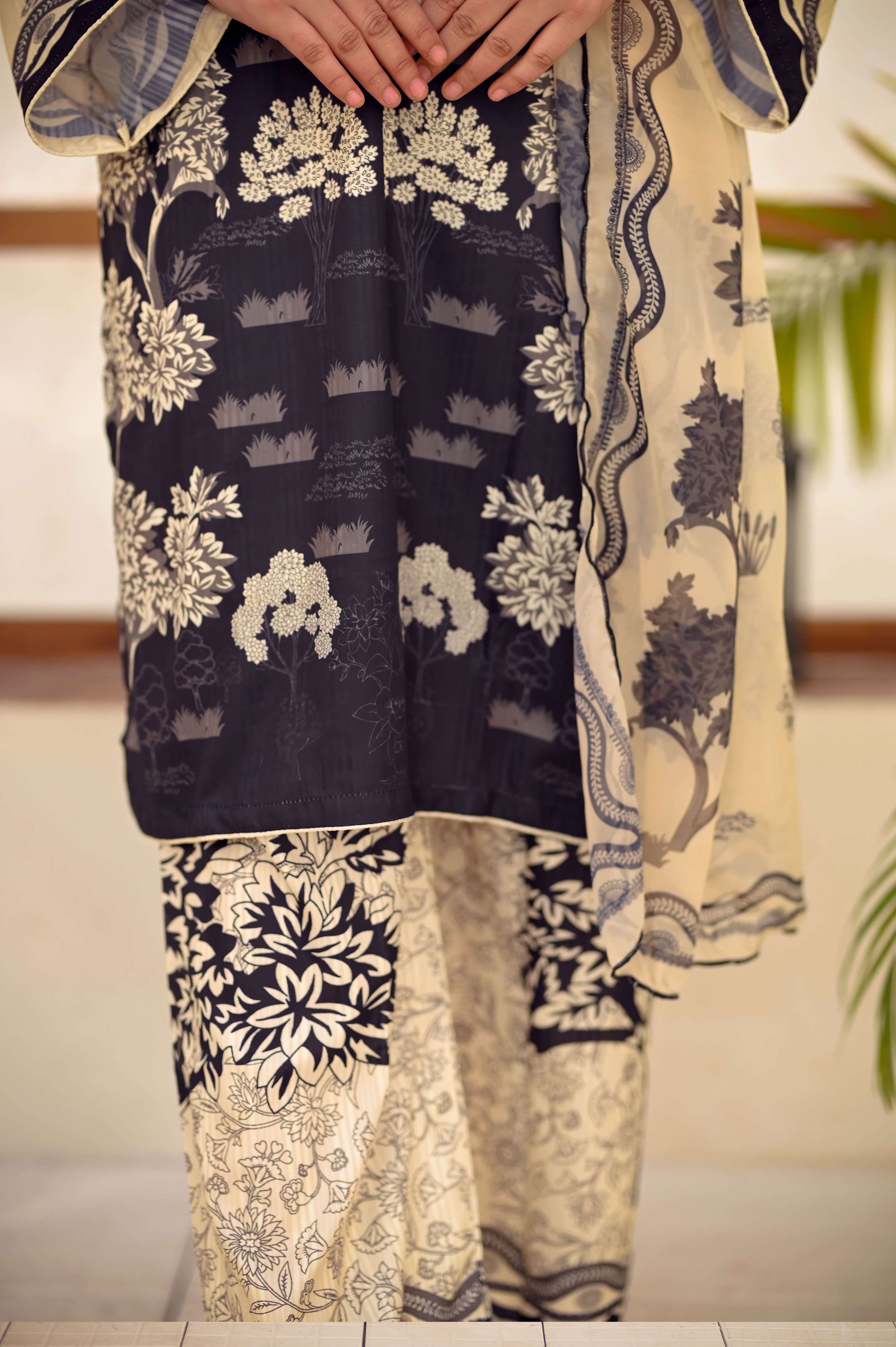 Elara Pearl Digital Swiss Lawn 3-Piece Suit