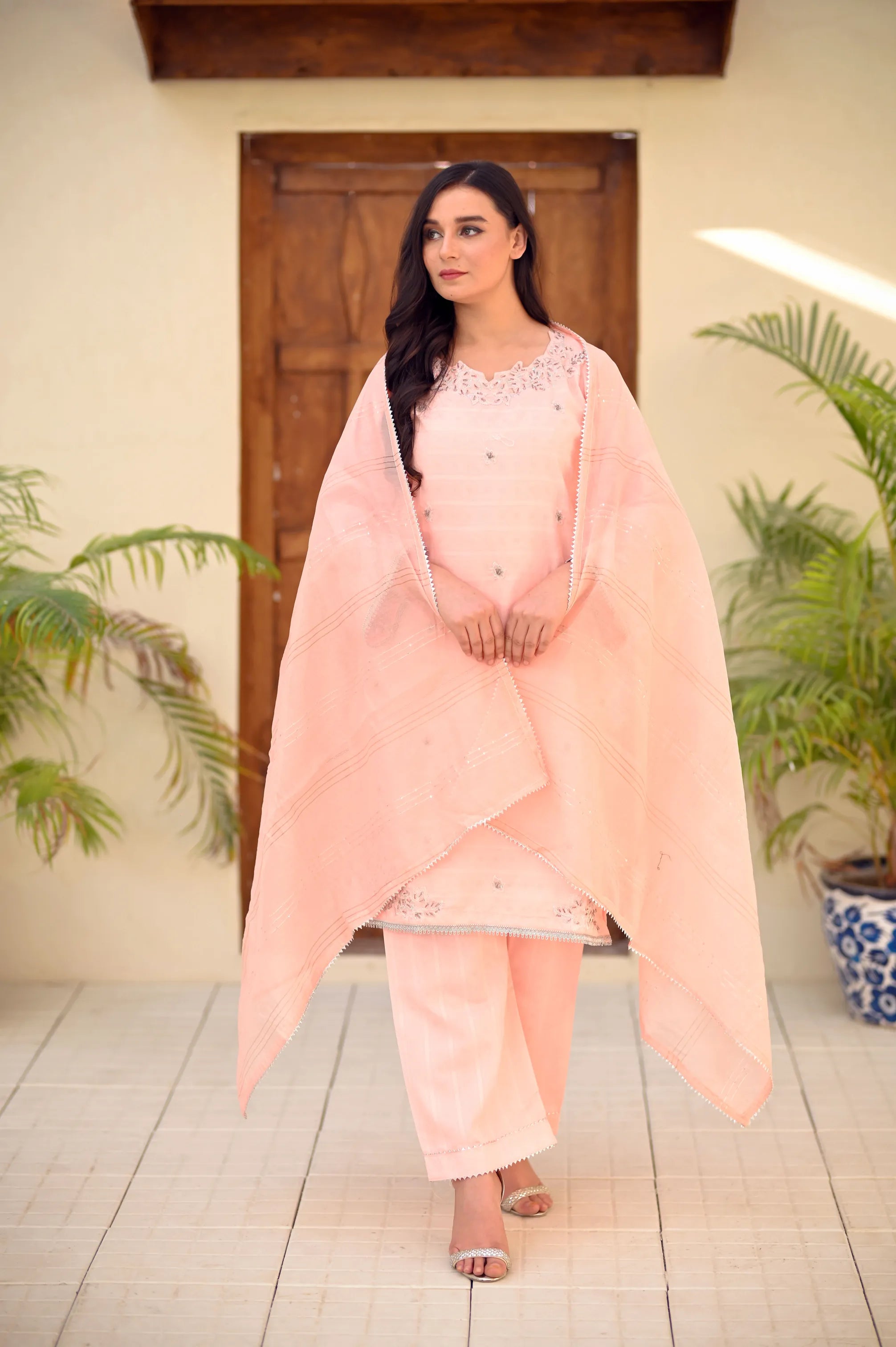 Ravina Jacquard Handcrafted 3-Piece Set