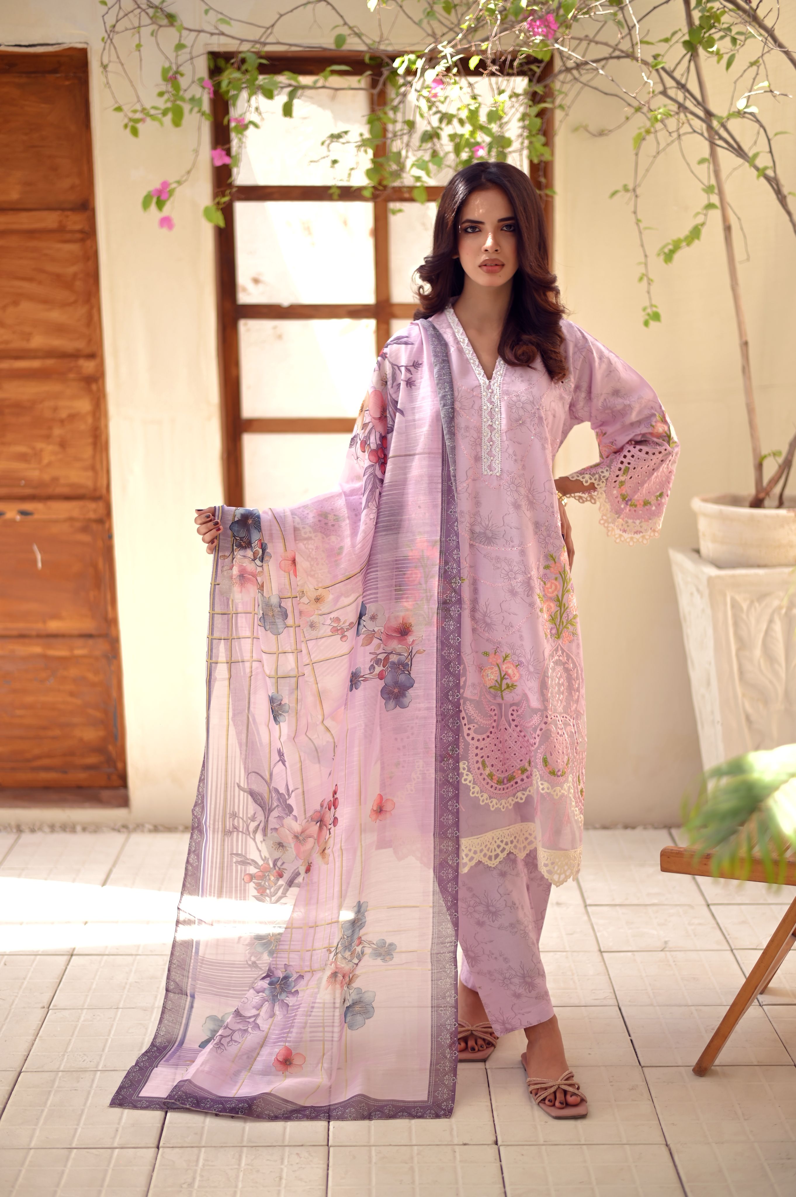 Elegance Chikankari 3-Piece Cotton Suit