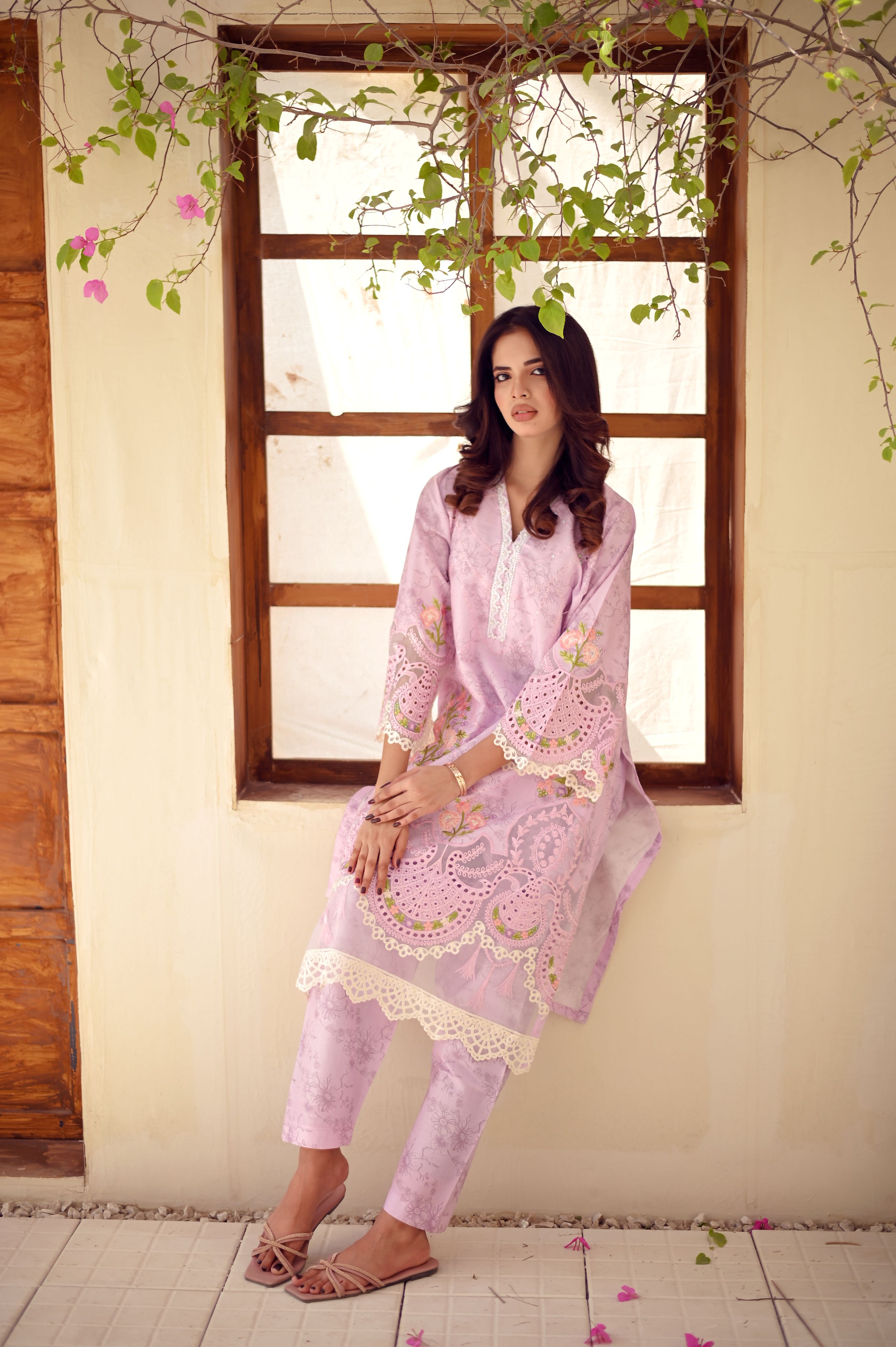 Elegance Chikankari 3-Piece Cotton Suit